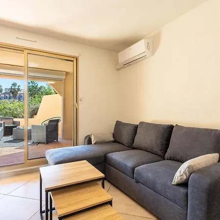 Les Regates-5 By Interhome דירה הייר