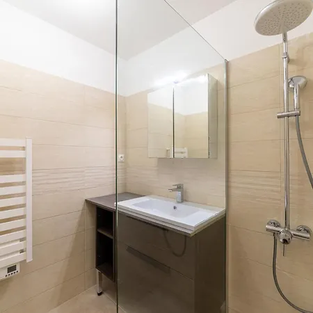 Les Regates-5 By Interhome