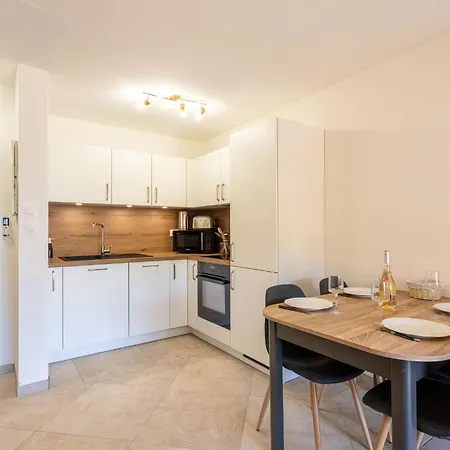 شقة Les Regates-5 By Interhome *